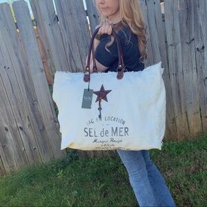 Myra Bag- Smashing Weekender Bag